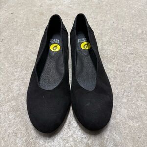 Eileen Fisher Black Suede Flats (5)